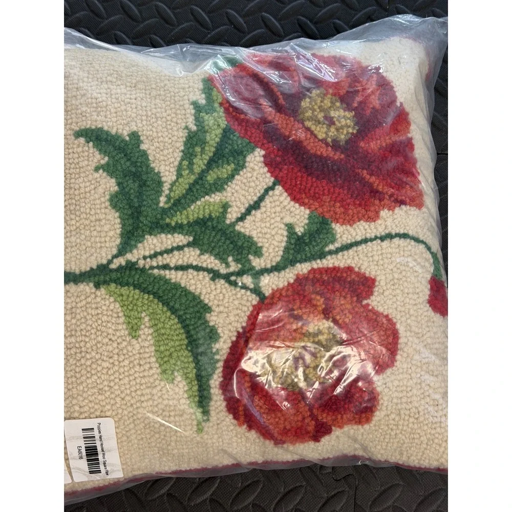 Peking Handicraft Poppies Throw Pillow 16x16 Hand Hooked Wool Square 16